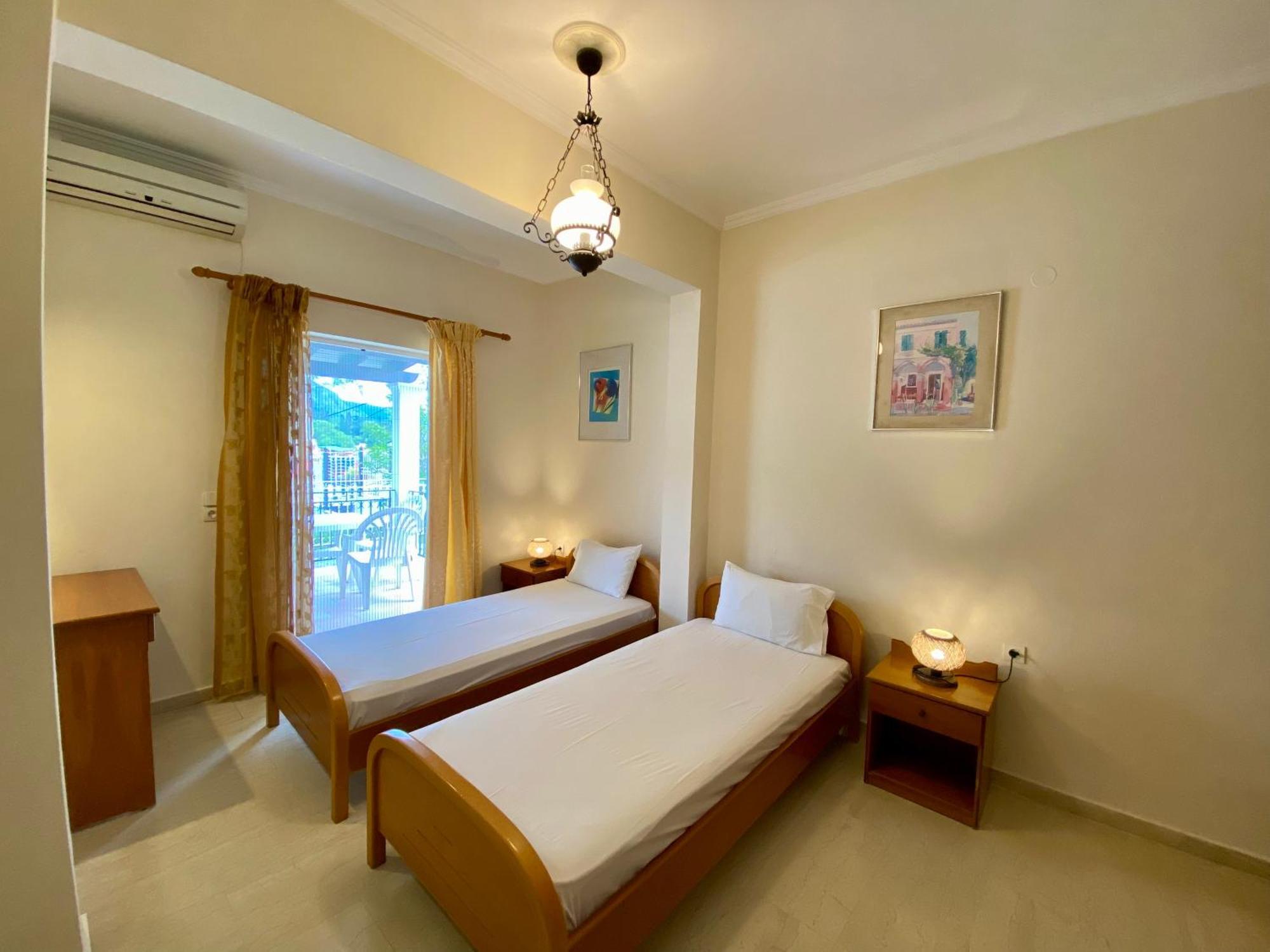 Thomas Apartments Dassia  Luaran gambar