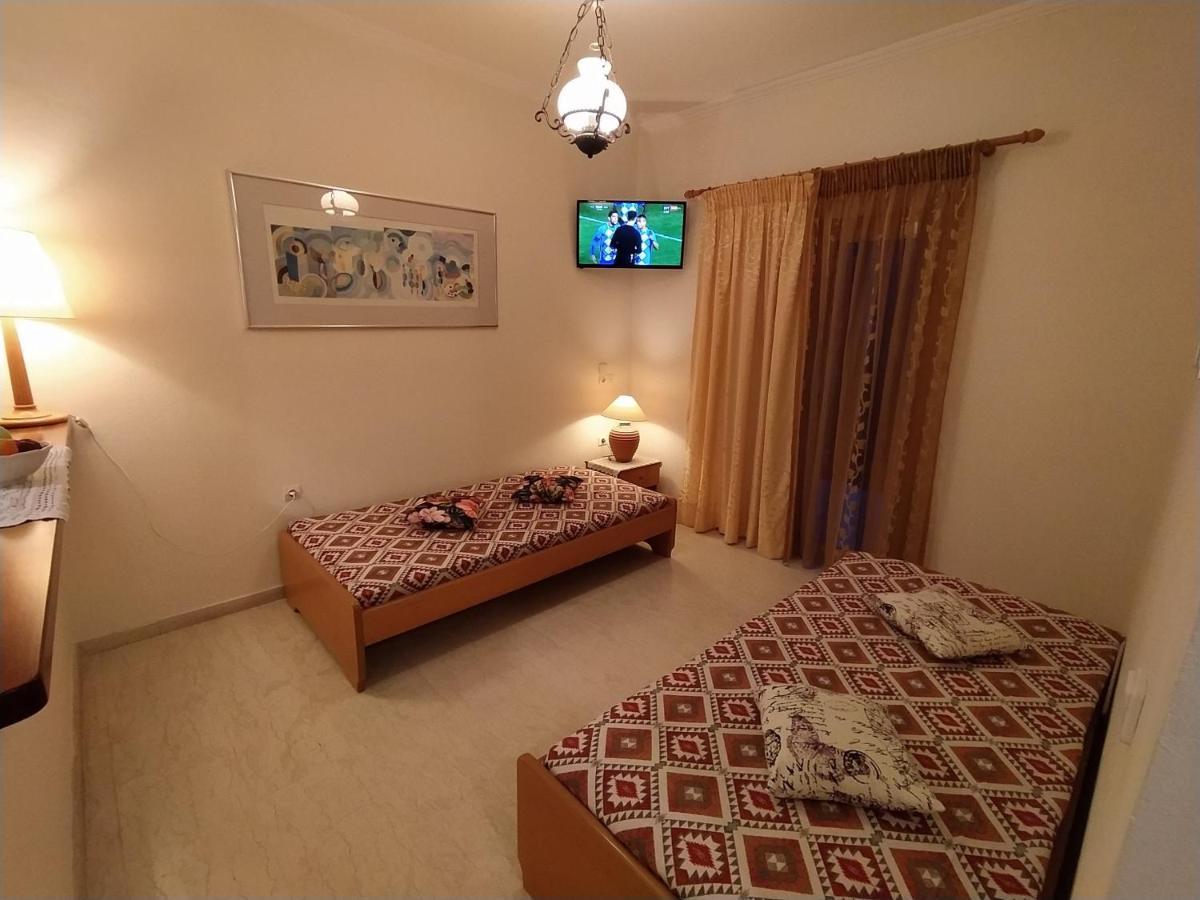 Thomas Apartments Dassia  Luaran gambar